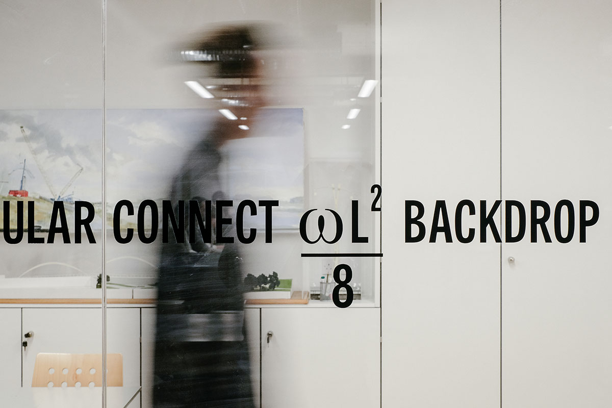 170113TMstudio_PeterClarkson3